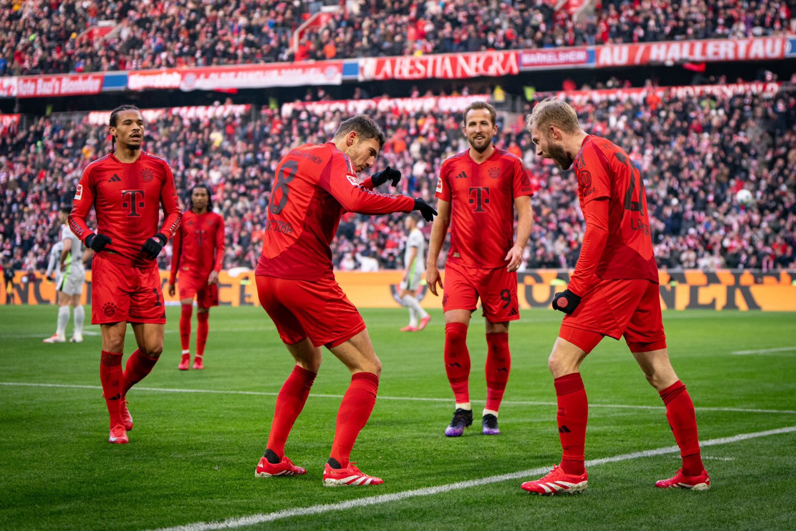 关于莱比锡红牛不敌奥格斯堡，战术对决惜败收场的信息