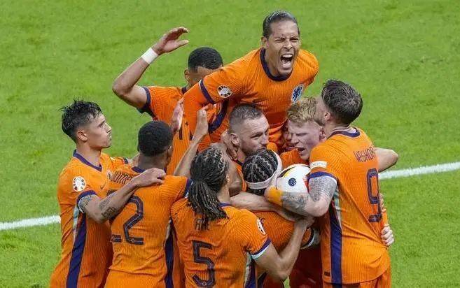 激动人心!欧预赛比赛双方实力相当,需要点球大战决胜负的简单介绍 激动人心!欧预赛比赛双方实力相当,需要点球大战决胜负的简单介绍