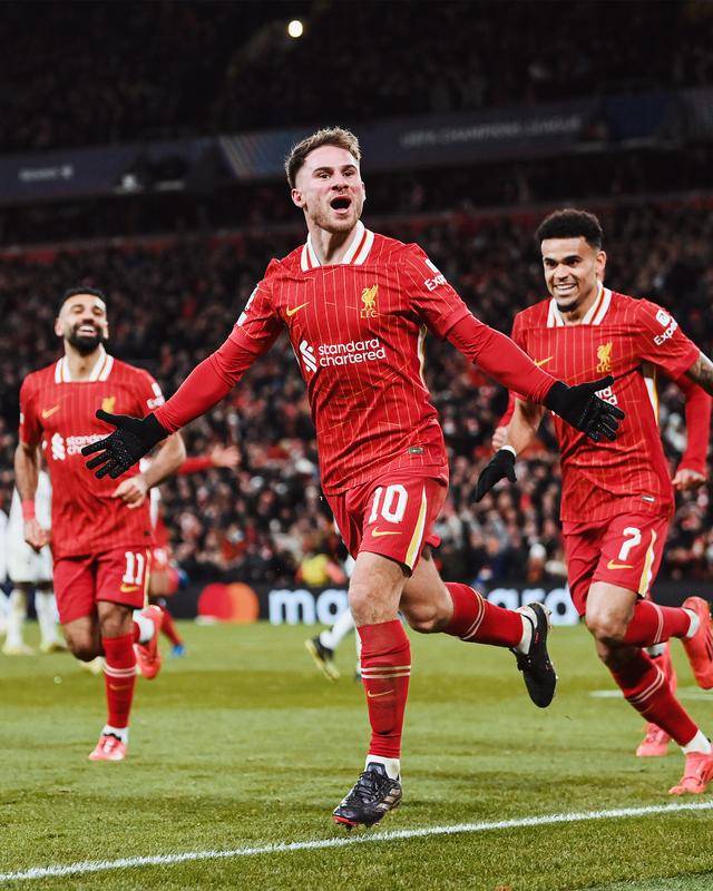 利物浦备战欧冠,全队披荆斩棘 利物浦备战欧冠,全队披荆斩棘